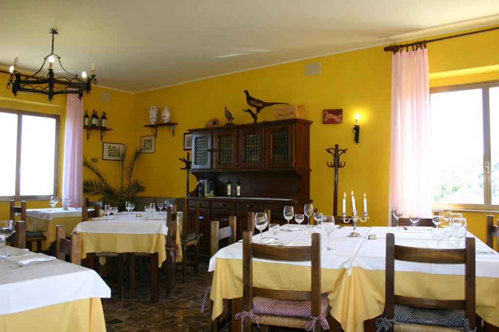 Terre D'Orcia Hotel Seggiano Bagian luar foto